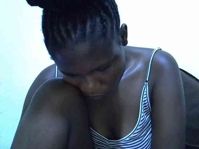 adara-lee webcam