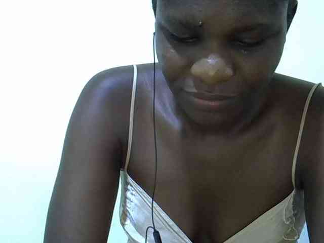 adara-lee webcam