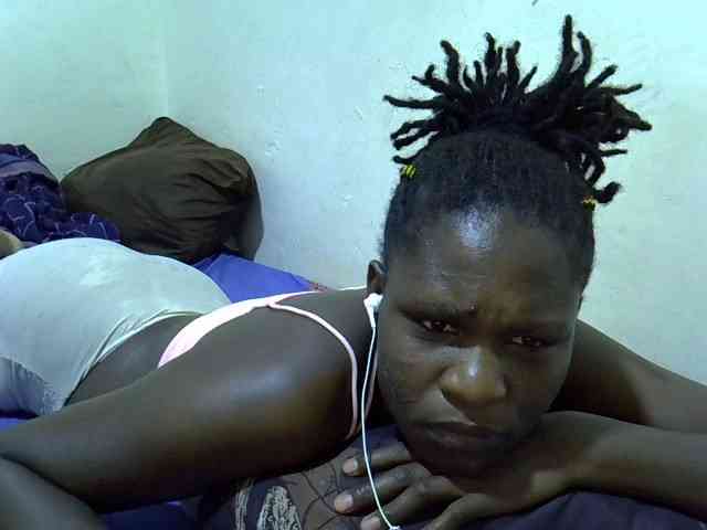 adara-lee webcam