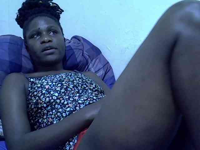 adara-lee webcam