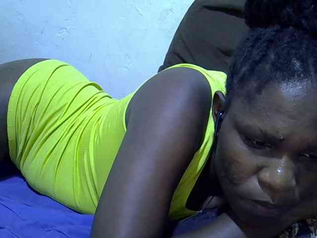 adara-lee webcam