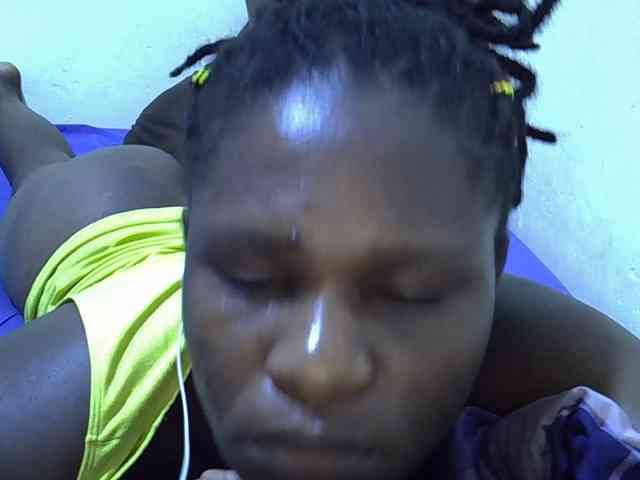 adara-lee webcam