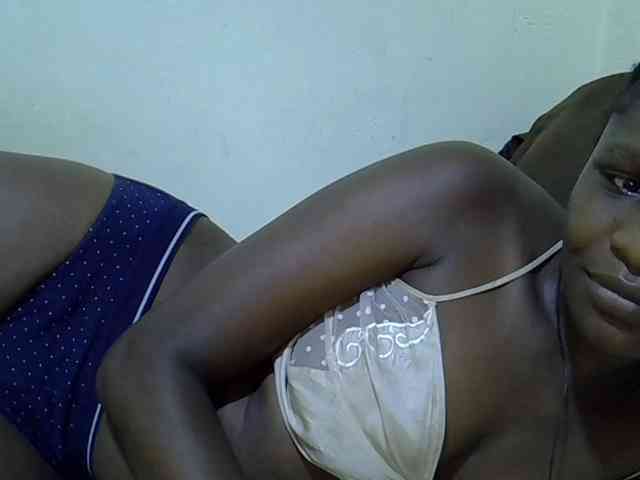 adara-lee webcam
