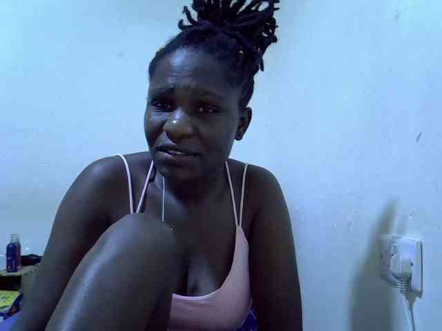 adara-lee webcam