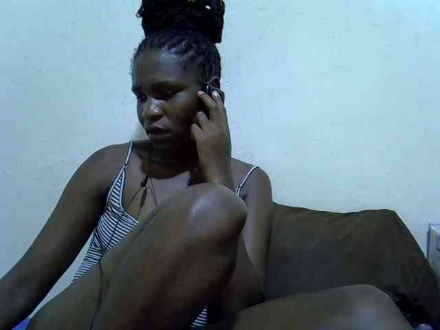 adara-lee webcam