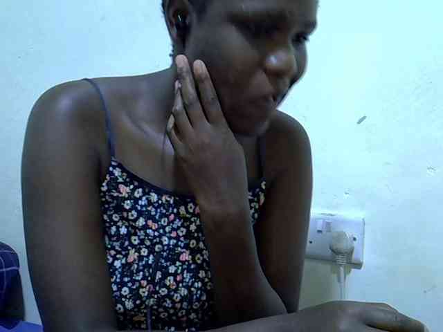 adara-lee webcam