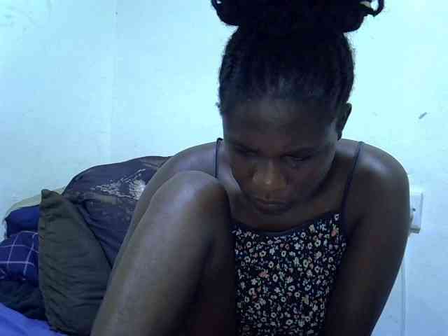 adara-lee webcam
