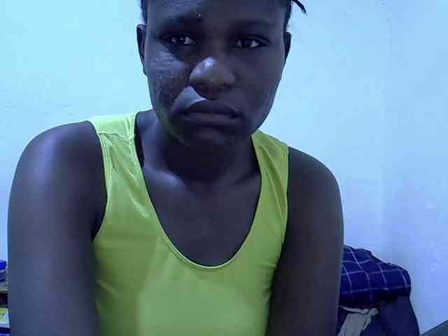 adara-lee webcam