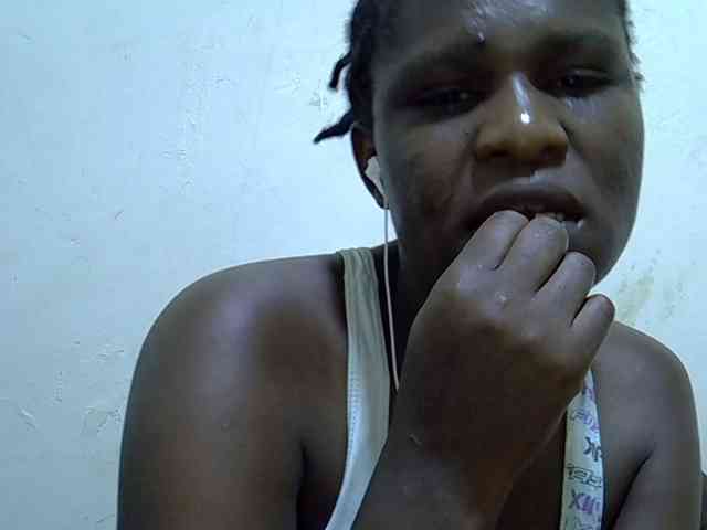 adara-lee webcam