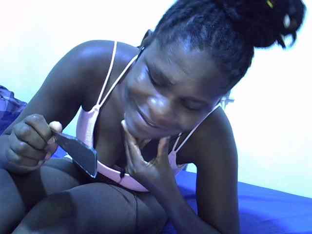 adara-lee webcam