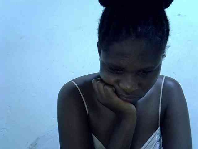 adara-lee webcam
