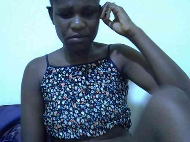 adara-lee webcam