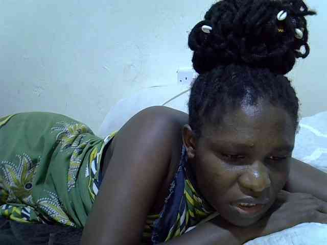 adara-lee webcam