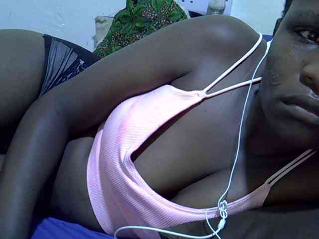 adara-lee webcam