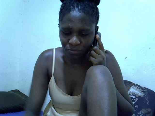adara-lee webcam