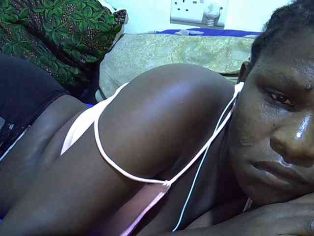 adara-lee webcam