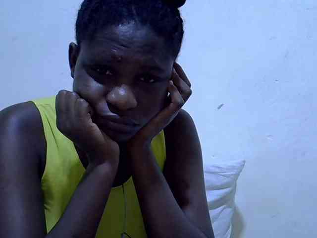 adara-lee webcam