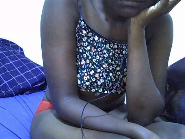 adara-lee webcam