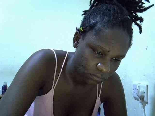 adara-lee webcam