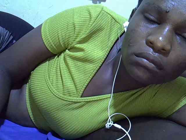 adara-lee webcam
