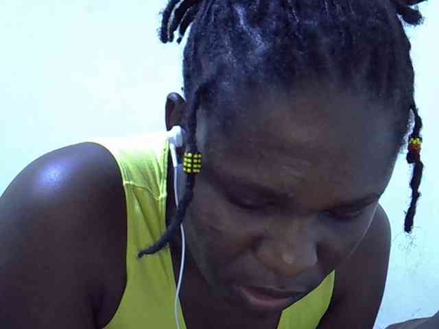 adara-lee webcam