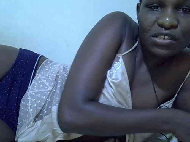 adara-lee webcam