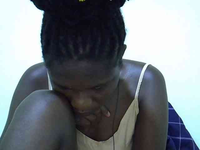 adara-lee webcam