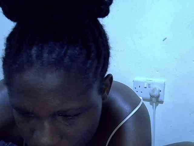 adara-lee webcam