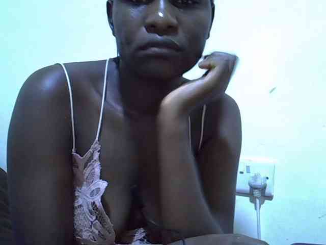 adara-lee webcam