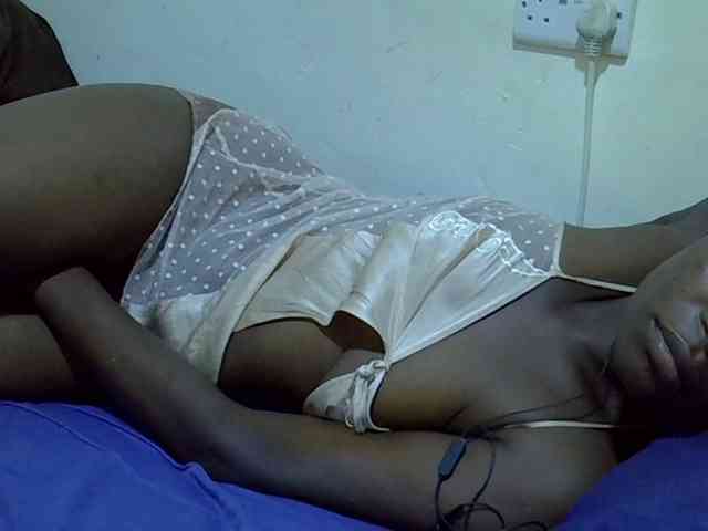 adara-lee webcam