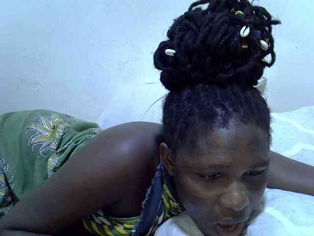adara-lee webcam