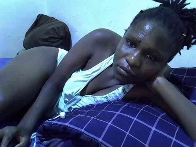 adara-lee webcam