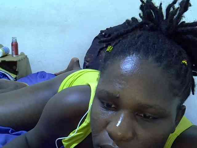 adara-lee webcam