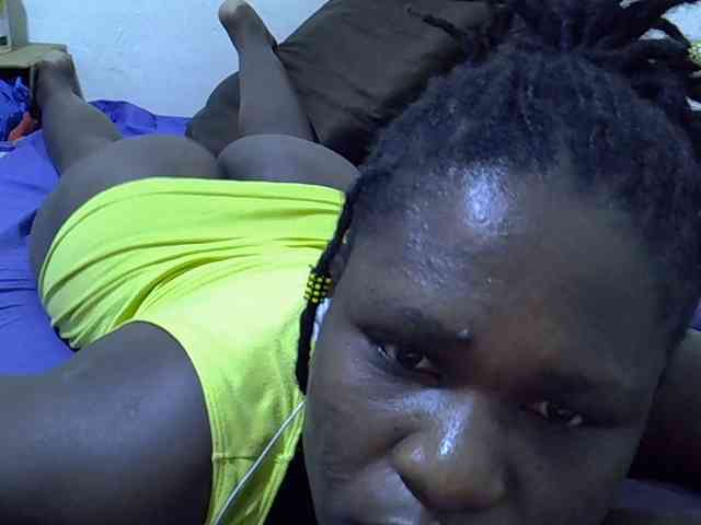 adara-lee webcam
