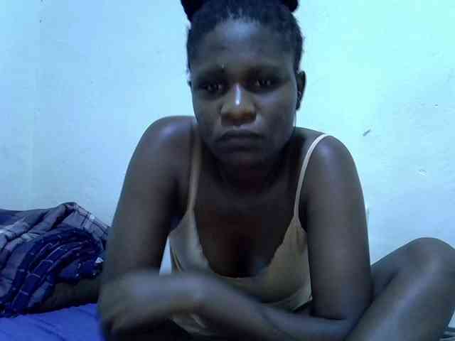 adara-lee webcam