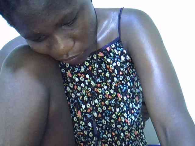 adara-lee webcam