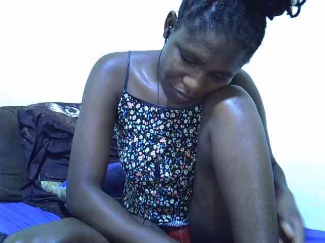 adara-lee webcam