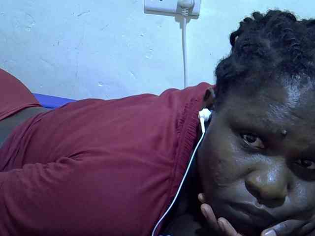 adara-lee Live Webcam on BongaCams