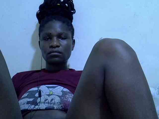 adara-lee webcam