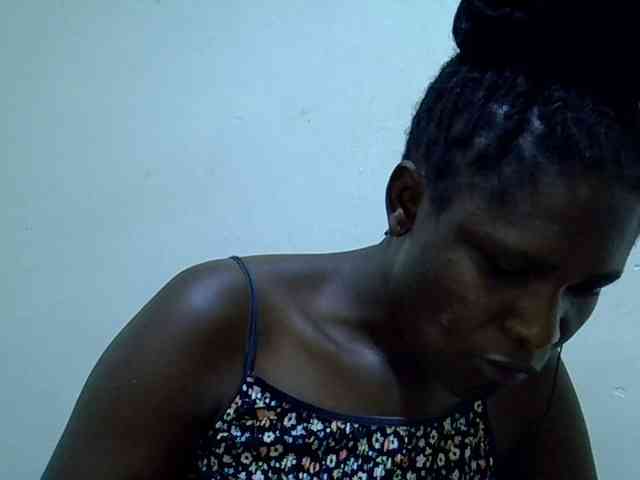 adara-lee webcam