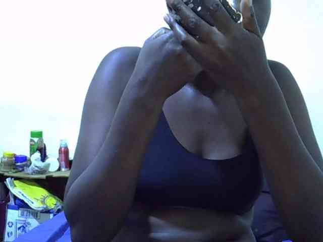 adara-lee webcam
