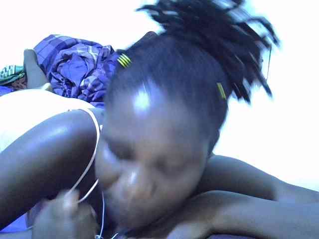 adara-lee webcam