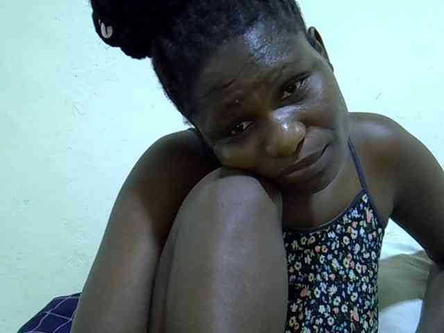 adara-lee webcam