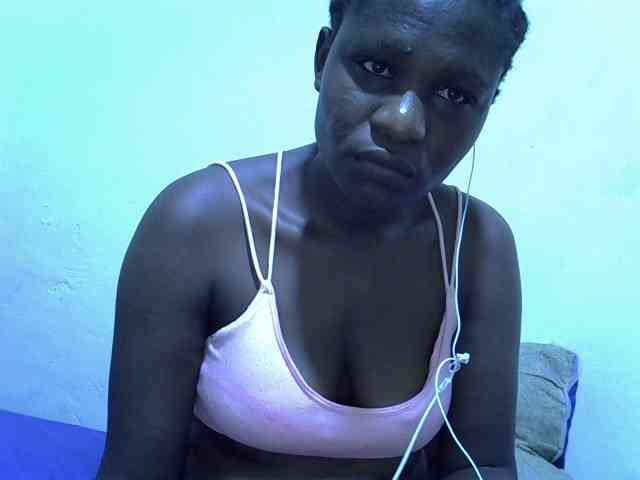 adara-lee webcam