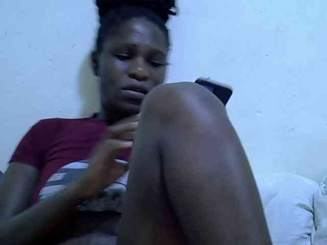 adara-lee webcam