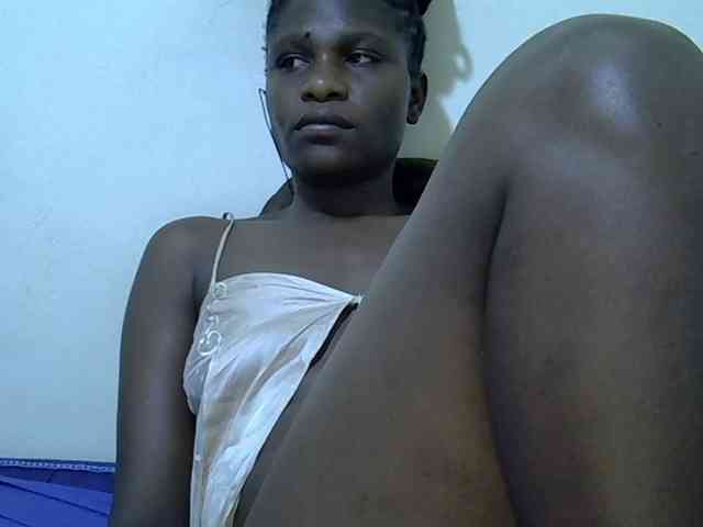 adara-lee webcam