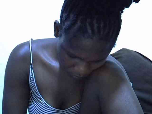 adara-lee webcam