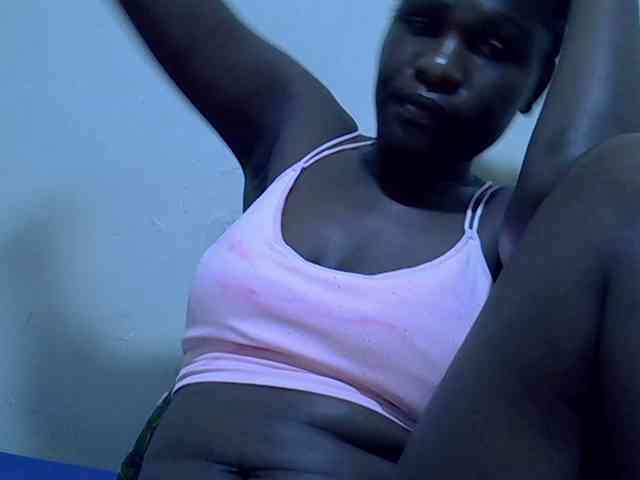 adara-lee webcam