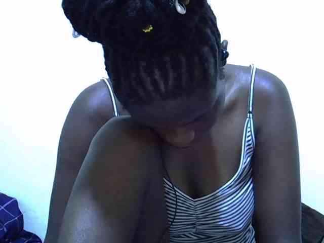 adara-lee webcam