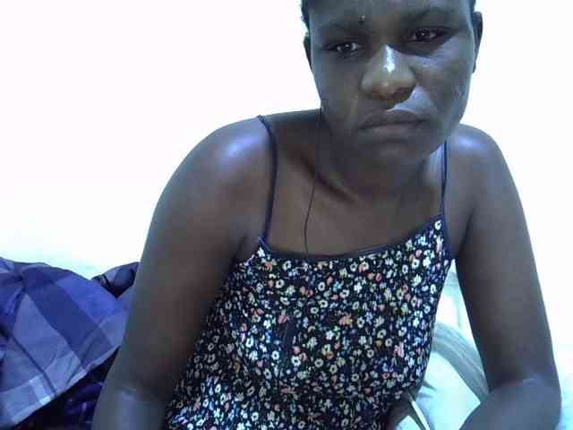 adara-lee webcam